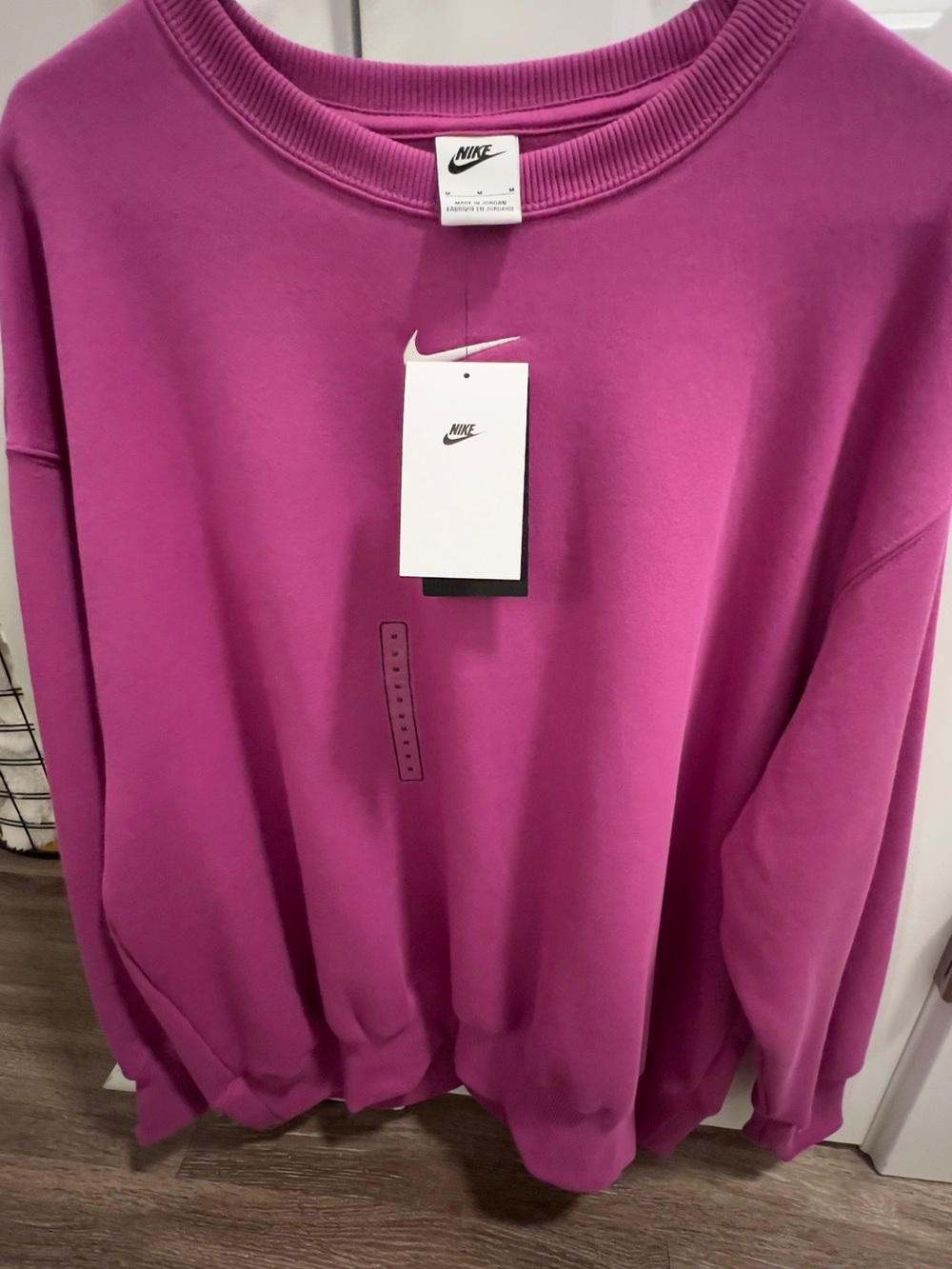 Nike Women’s Crewneck Sweatshirt - Fuchsia Pink